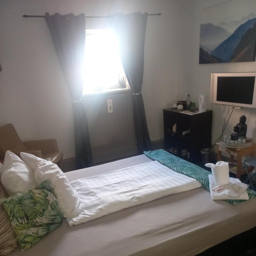 Bed and breakfast Schuttershof Heerlen - Adults Only Extérieur photo